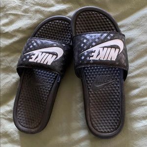Nike slides